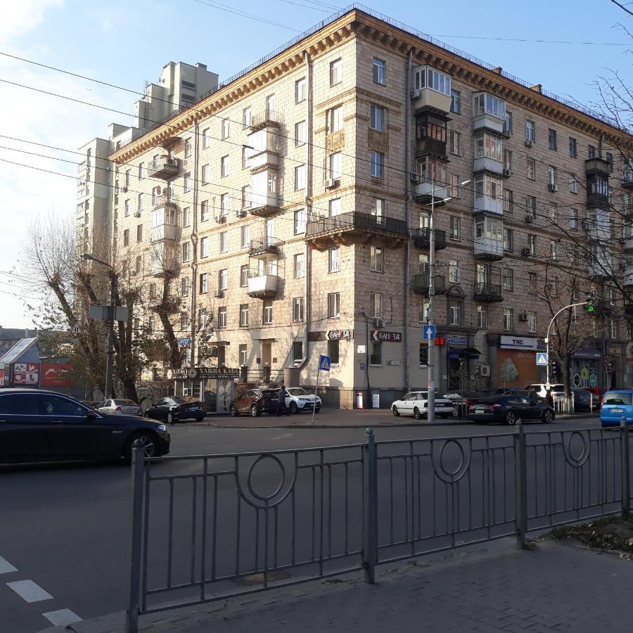 Апартаменты Velka Vasylkivska, 132,,, Киев Экстерьер фото